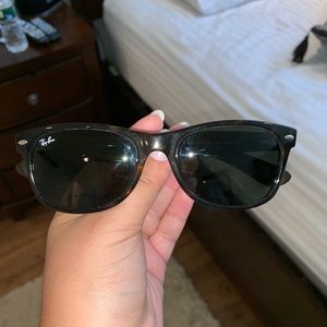 Ray-Ban Original Wayfarer Classic Sunglasses